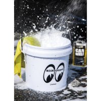 MOON Equipped Bucket 2 Gallons