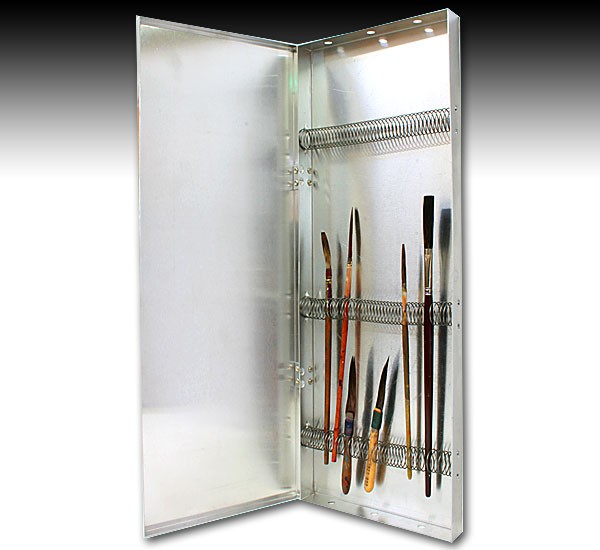 Mack Brush #62 Brush Box