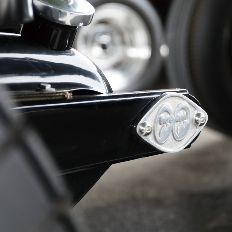 Lake Pipes Muffler End Cap MOONEYES