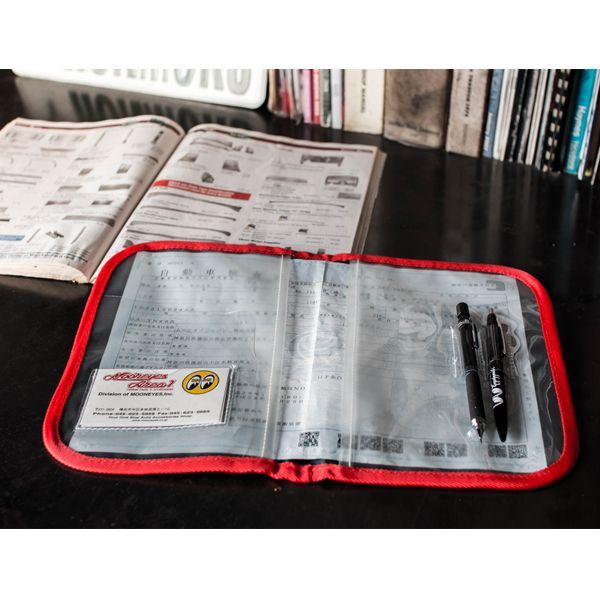 ROAD RUNNER Car Title Holder