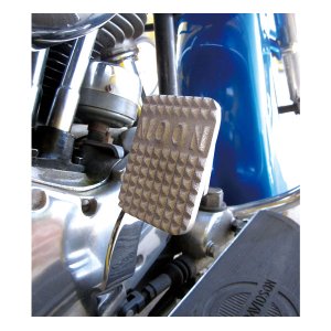 Photo: MOONEYES Original Mini Pedal Pad
