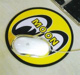 Photo: MOONEYES Round Mouse Pad