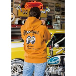 Photo: MOON Windstop Hoodie