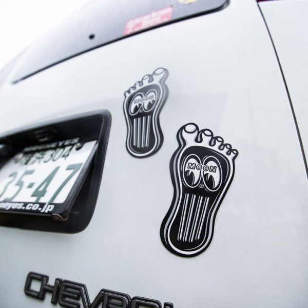 Photo1: MOONEYES Barefoot Gas Pedal Decal (1)