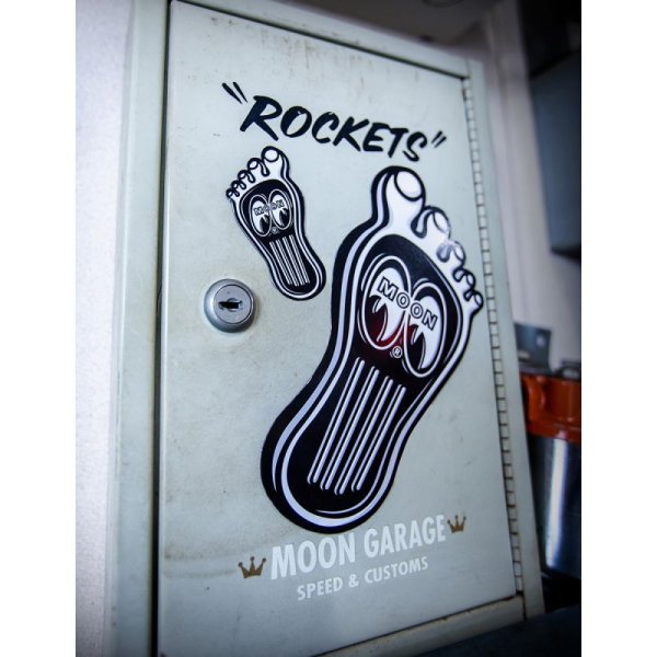 Photo5: MOONEYES Barefoot Gas Pedal Decal (5)