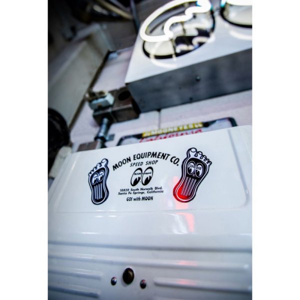 Photo6: MOONEYES Barefoot Gas Pedal Decal (6)