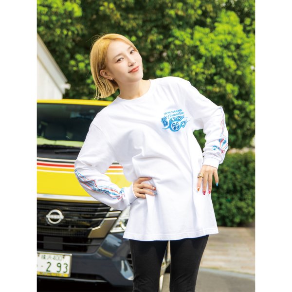 Photo2: YOKOHAMA DeNA BAYSTARS x MOONEYES 2026 Long Sleeve T-shirt (2)