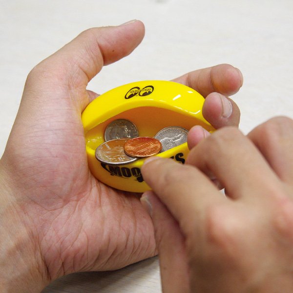 Photo2: MOONEYES Oval Coin Case (2)