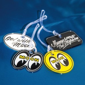 Photo: MOON Travel Luggage Tag