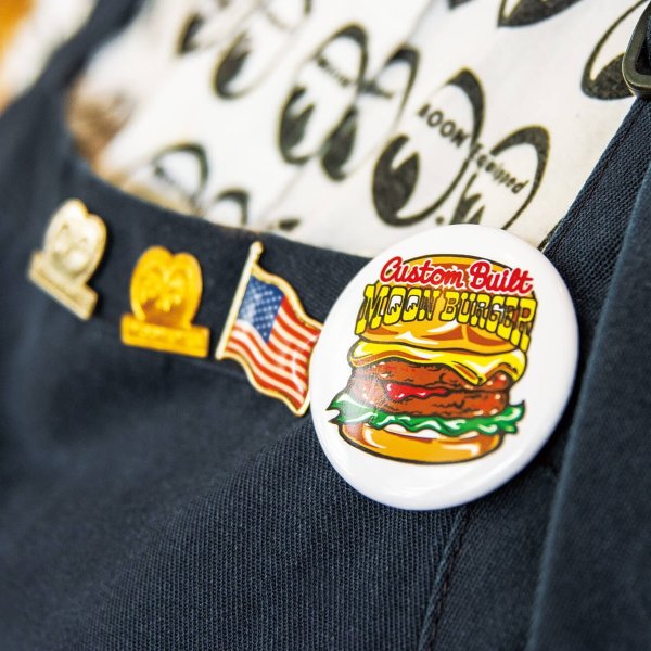 Photo1: MOON Burger Can Badge (1)