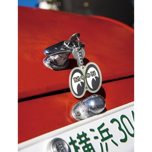 Photo2: MOON Eyeshape Key Ring Glow-in-the-Dark (2)