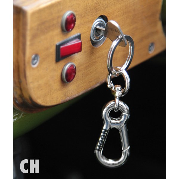 Photo4: MOON Double Carabiner key Holder (4)