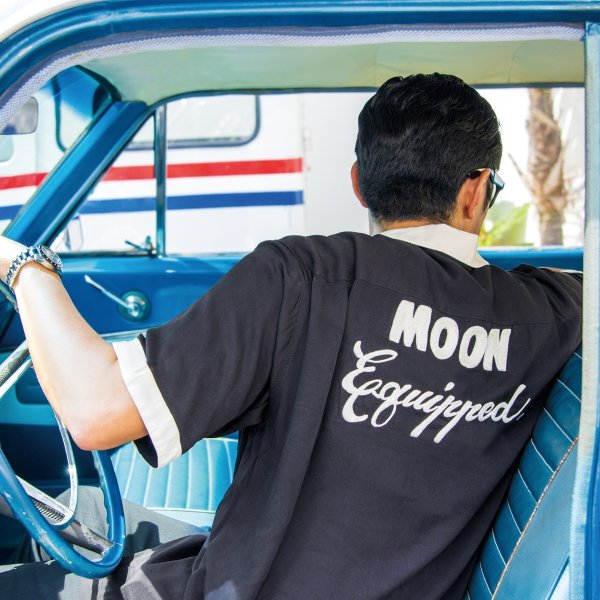 Photo2: MOON Equipped Bowling Shirt (2)