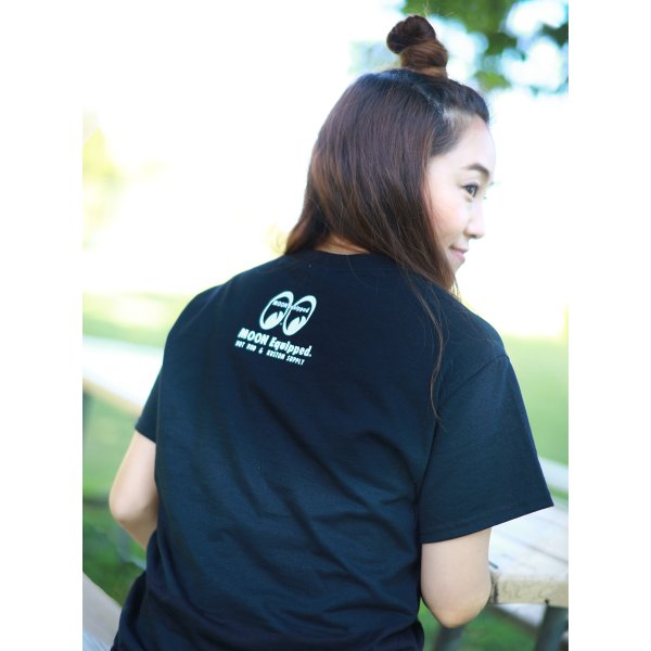 Photo4: MOON Equipped Fabric Pocket T-shirt (4)