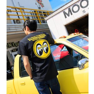 Photo: MOONEYES Racing Div T-Shirt