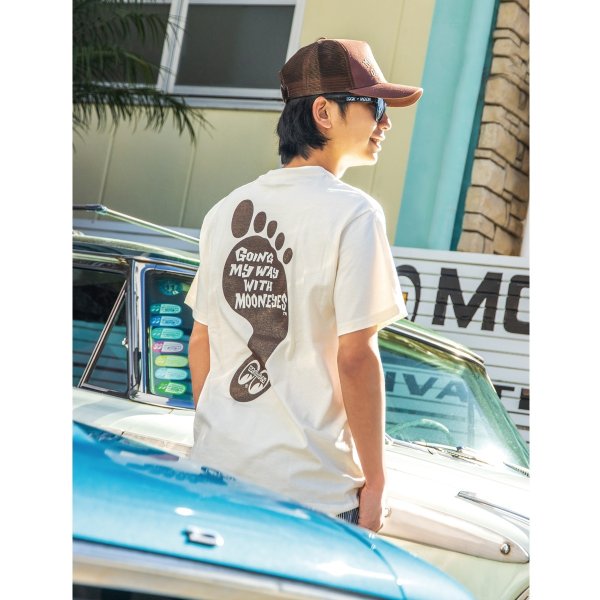 Photo2: Going My Way with MOONEYES T-shirt (2)