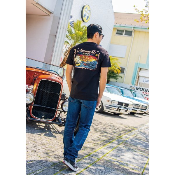 Photo1: Honmoku "Avenue D" T-shirt (1)