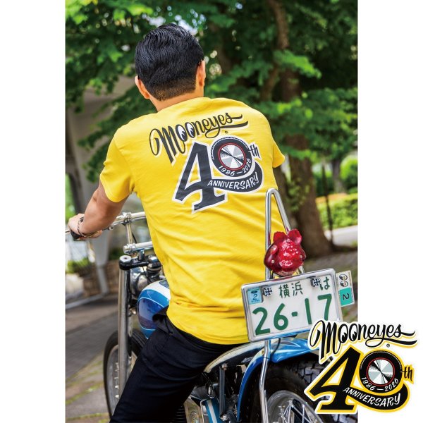 Photo3: MOONEYES 40th Anniv. Disc T-shirt (3)