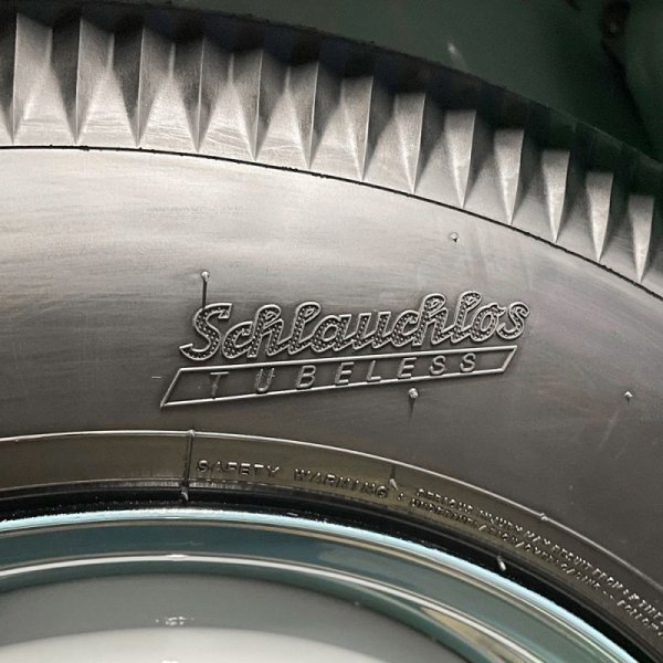 Photo3: Autobahn "R" Bias Style Black Wall Radial Tire 5.60 x 15 Inch (3)