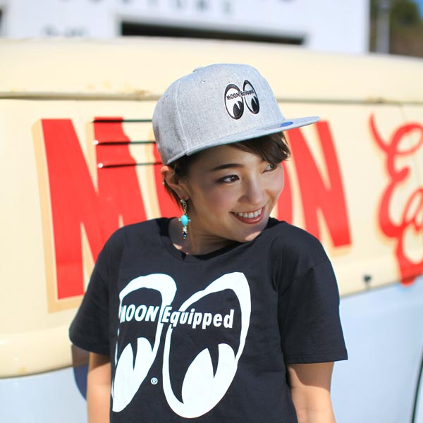 Photo: MOON Equipped Flat Hat Visor Cap